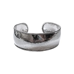 28 x 60 mm hammered open silver bracelet