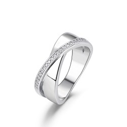 Rhodium-plated silver and zircon cross ring