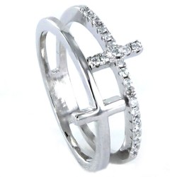 Double cross zirconia ring combined with smooth