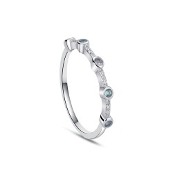 Rhodium-plated silver ring...